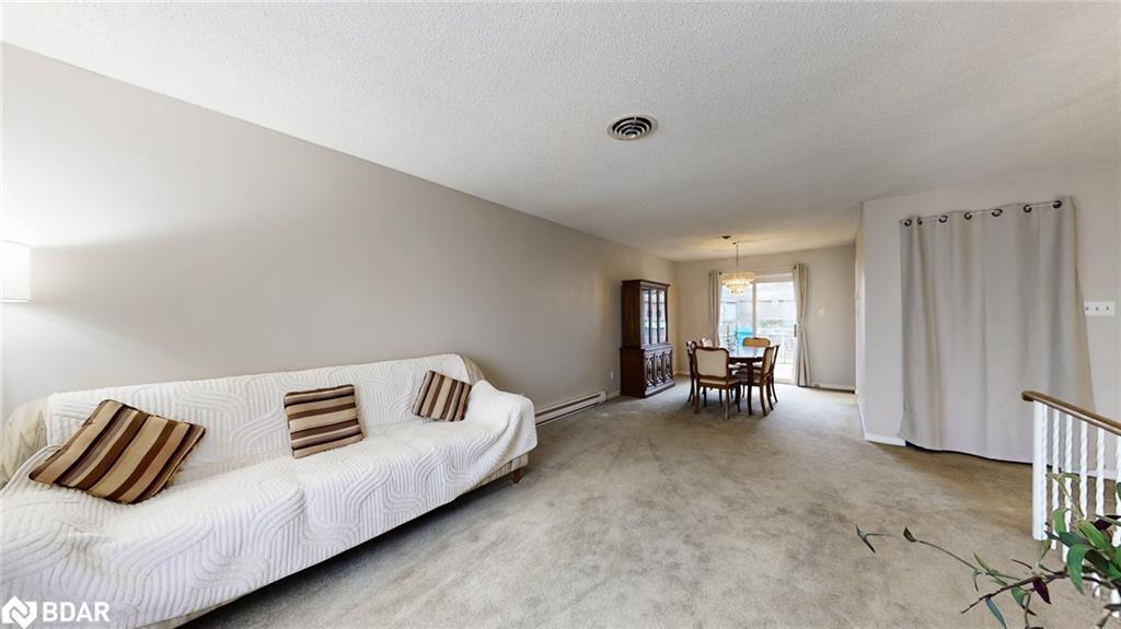 167 Little Avenue, Barrie, ON - Indoor