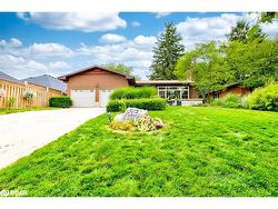 83 Inwood Crescent Kitchener, ON N2M 2L9