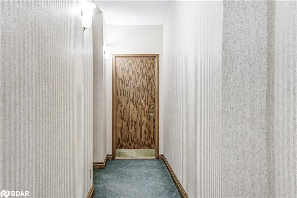 301-21 George Street, Aurora, ON - Indoor Photo Showing Other Room