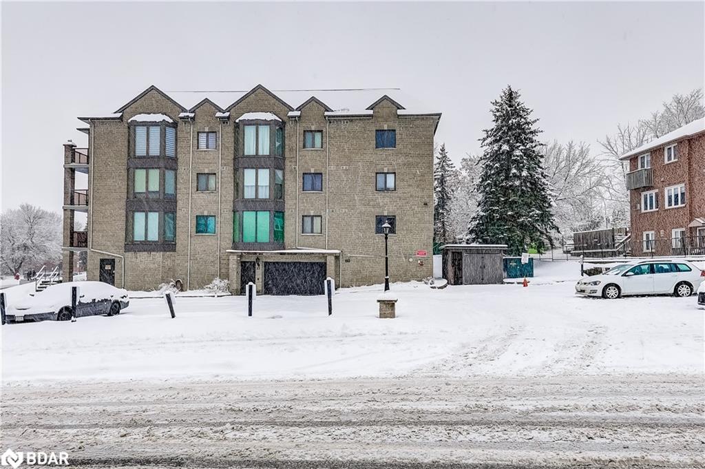 301-21 George Street, Aurora, ON - Outdoor With Facade
