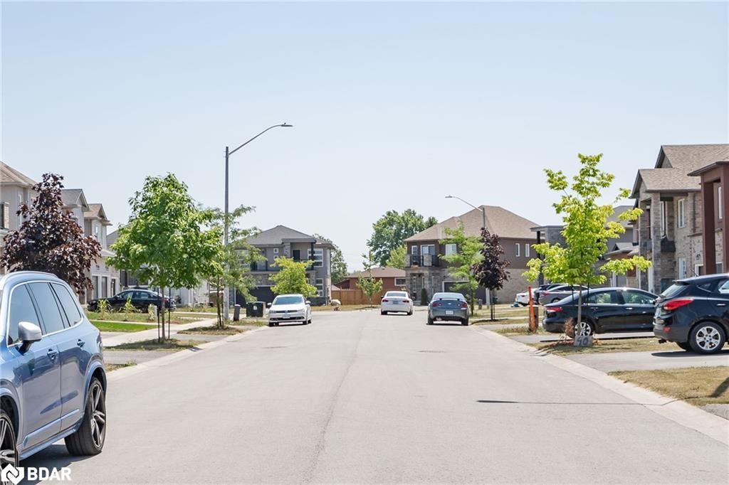 16 Bethune Avenue, Welland, ON - Outdoor