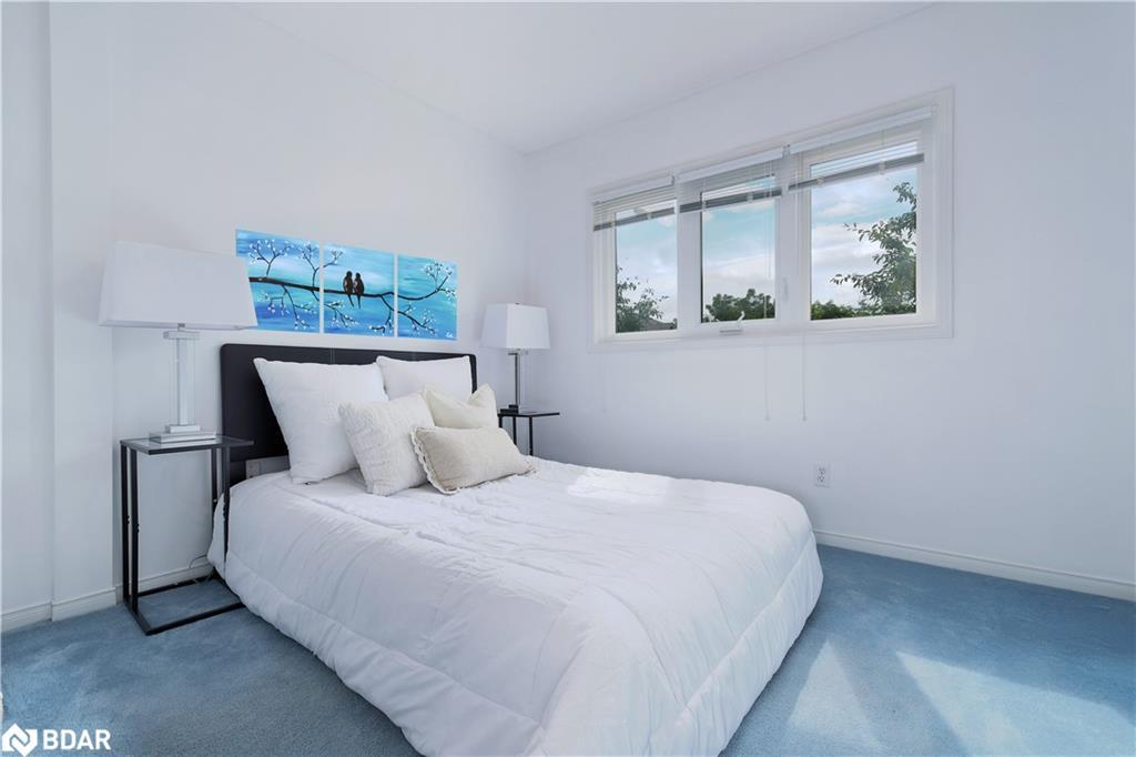 15-1285 Bristol Road W, Mississauga, ON - Indoor Photo Showing Bedroom