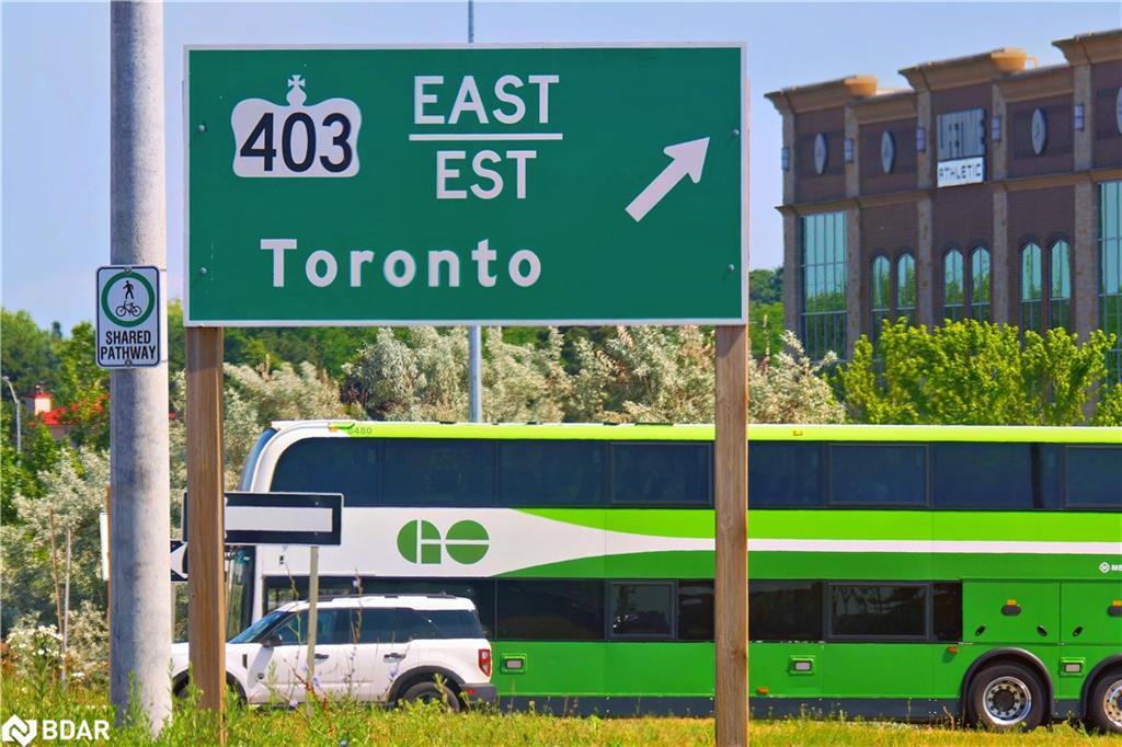 15-1285 Bristol Road W, Mississauga, ON - Outdoor