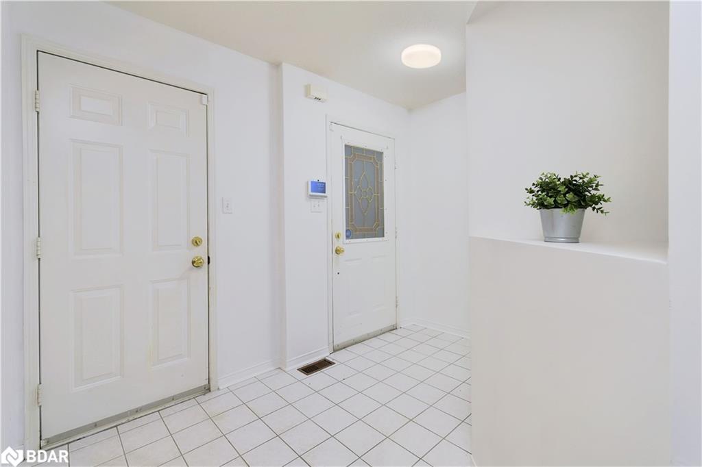 15-1285 Bristol Road W, Mississauga, ON - Indoor Photo Showing Other Room