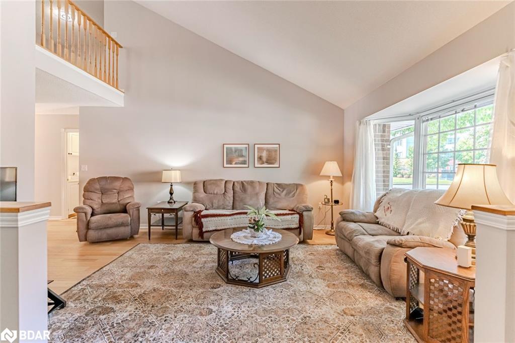 402-40 Museum Drive, Orillia, ON - Indoor Photo Showing Living Room
