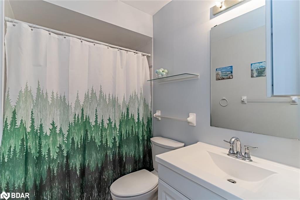 402-40 Museum Drive, Orillia, ON - Indoor Photo Showing Bathroom