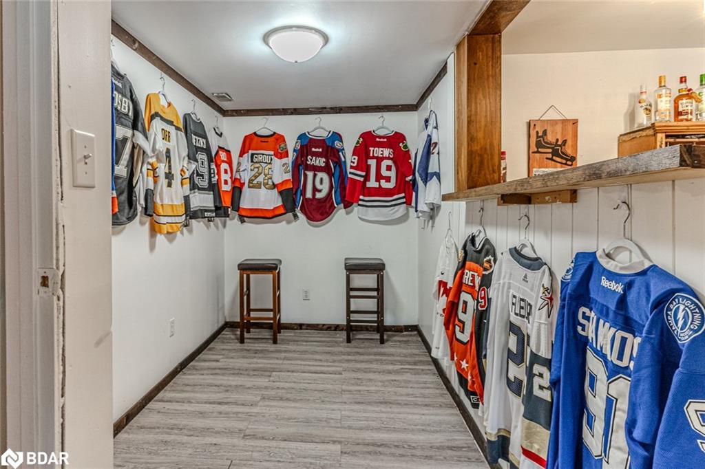 2447 Ridge Road W, Oro-Medonte, ON - Indoor Photo Showing Other Room