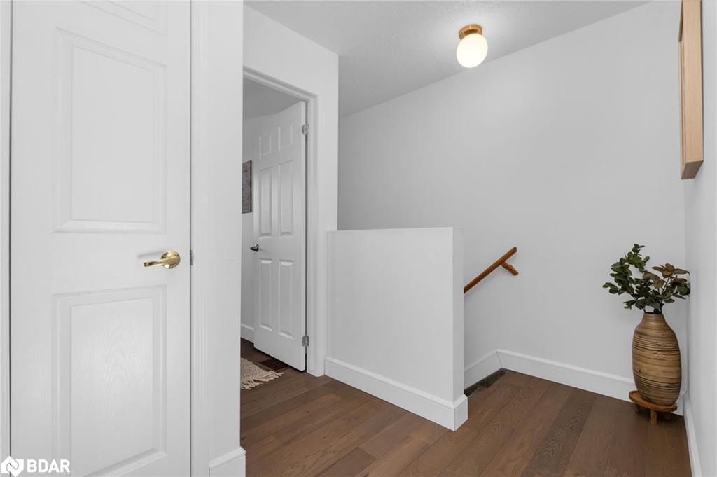 1431 Rankin Way, Innisfil, ON - Indoor Photo Showing Other Room