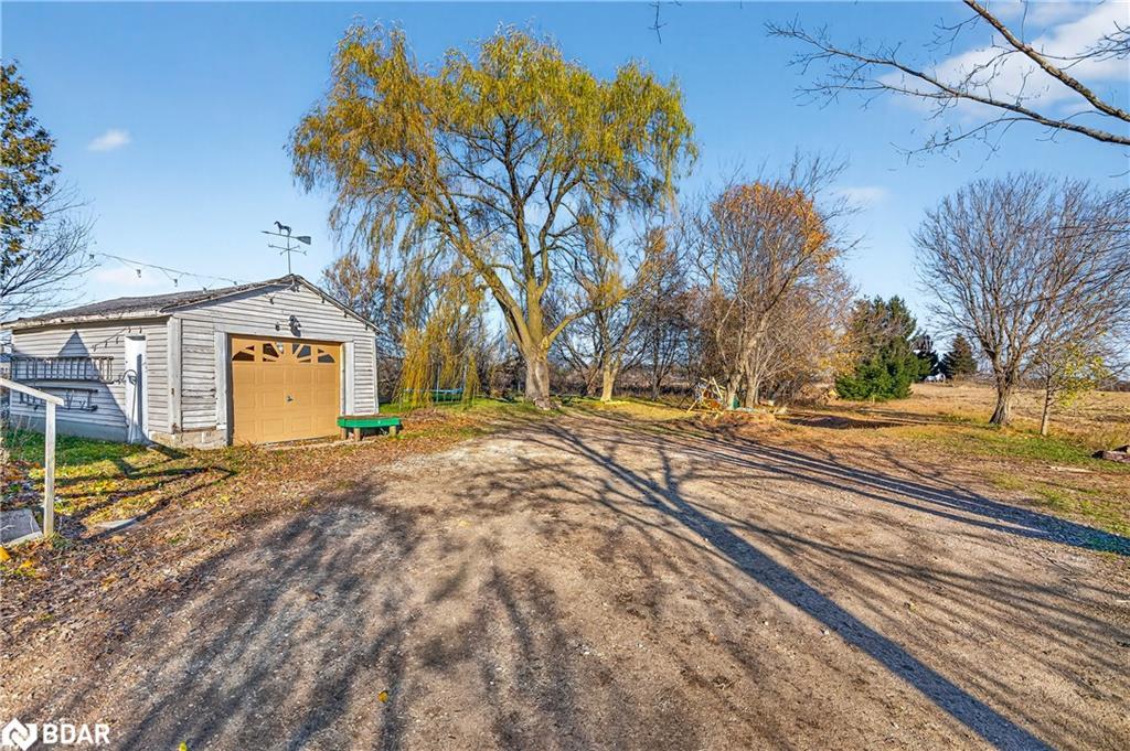 8184 26 Highway, Clearview, ON - Outdoor