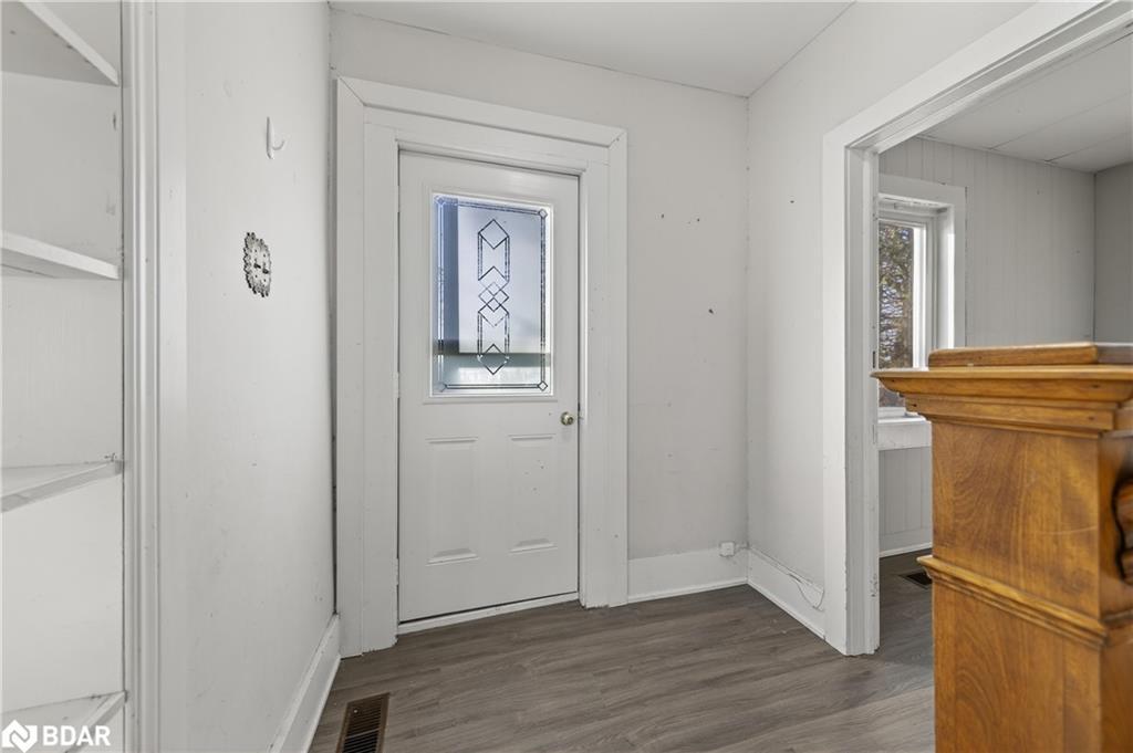 8184 26 Highway, Clearview, ON - Indoor Photo Showing Other Room