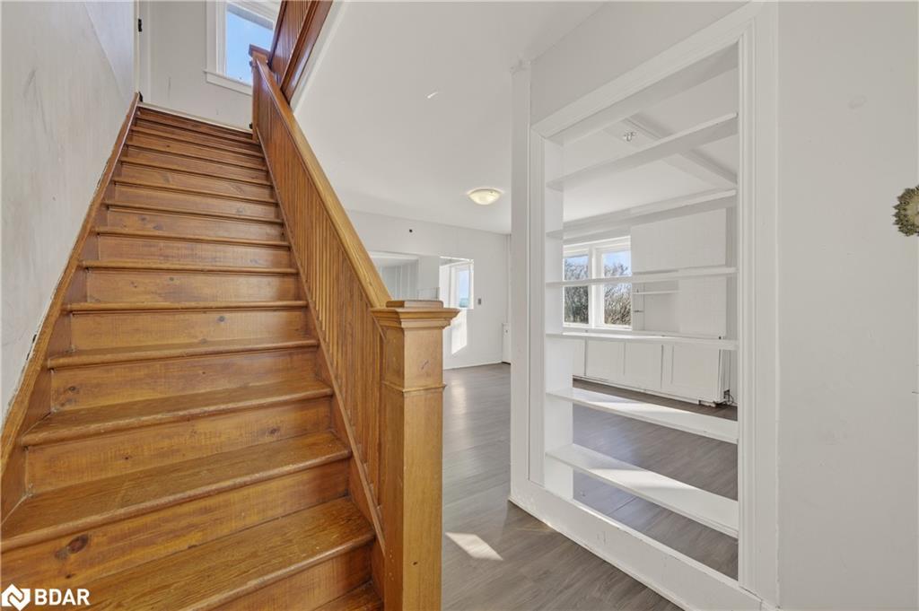 8184 26 Highway, Clearview, ON - Indoor Photo Showing Other Room