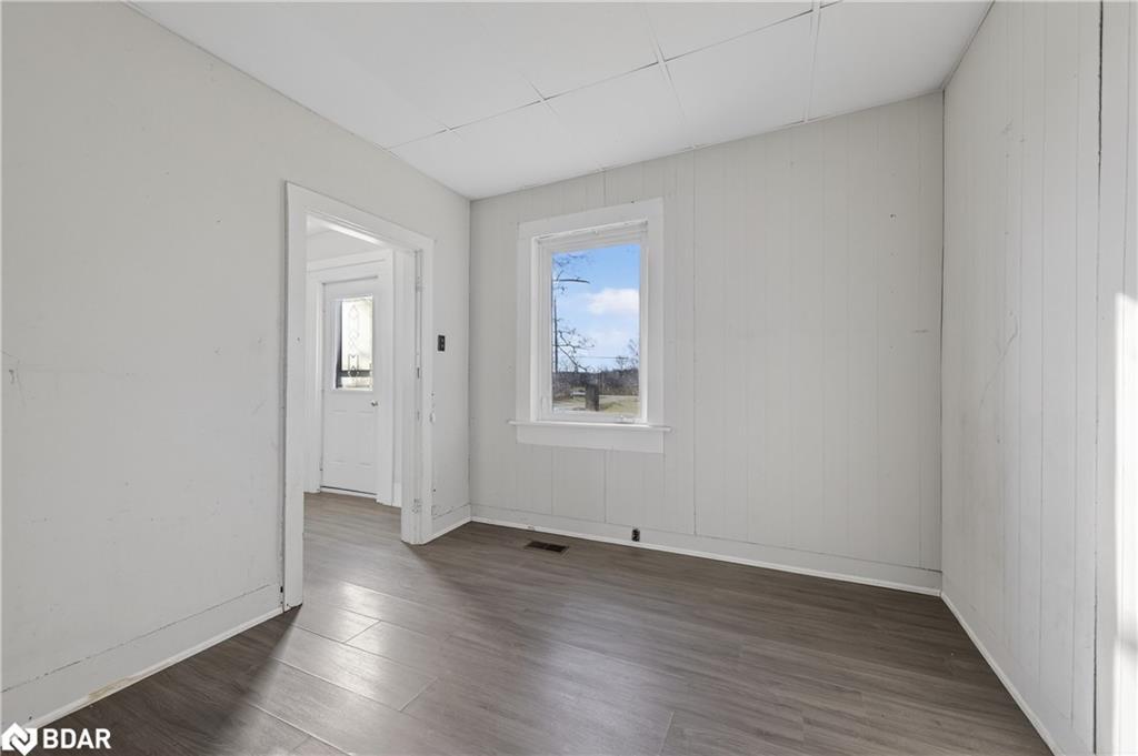 8184 26 Highway, Clearview, ON - Indoor Photo Showing Other Room