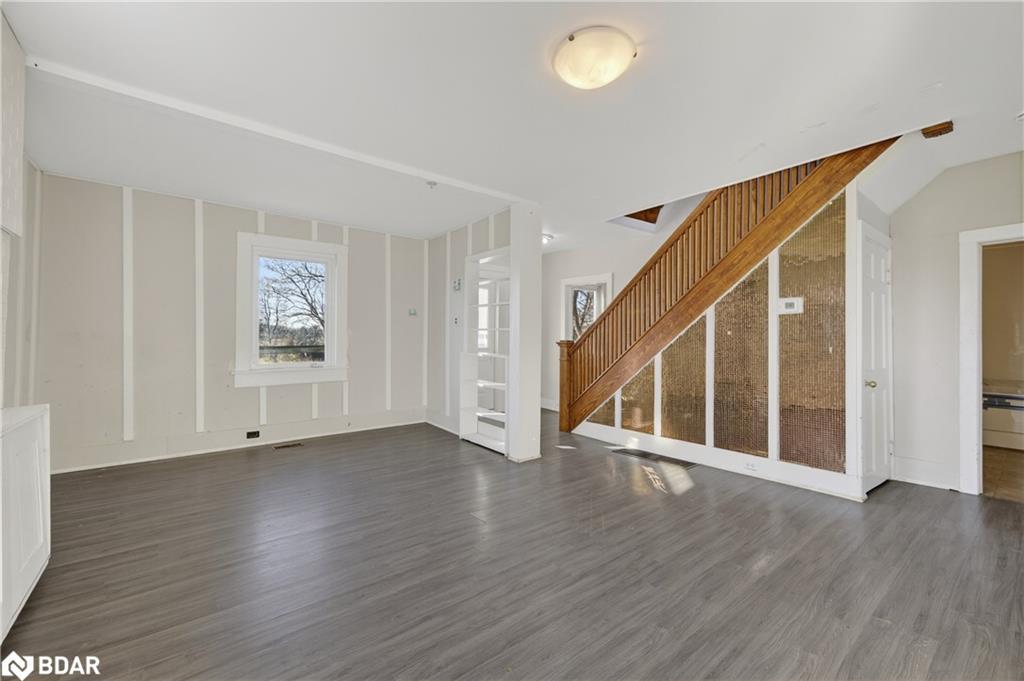 8184 26 Highway, Clearview, ON - Indoor