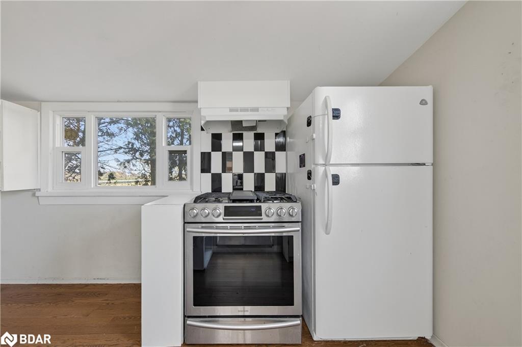 8184 26 Highway, Clearview, ON - Indoor