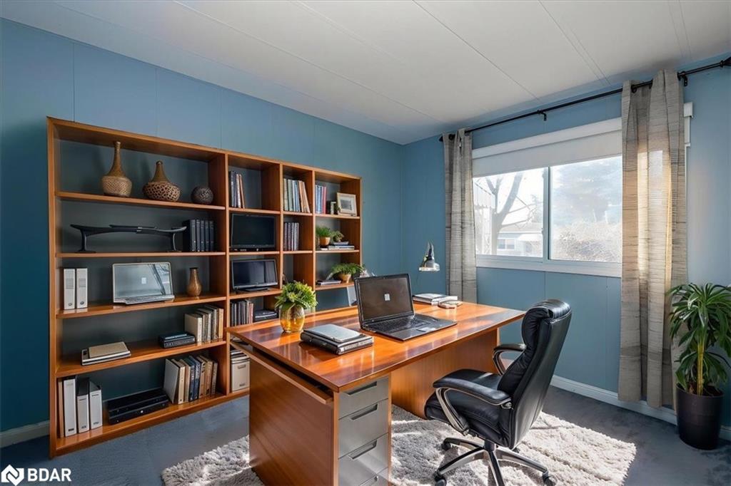 29 Main Street, Innisfil, ON - Indoor Photo Showing Office