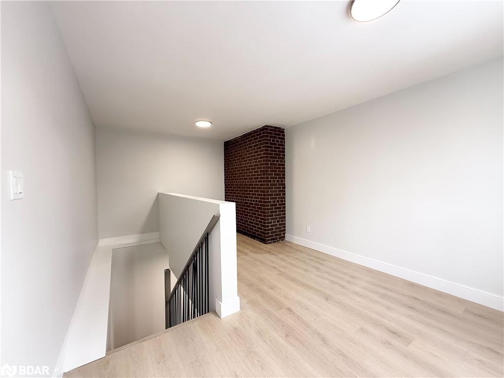 13-372 Darling Street, Brantford, ON - Indoor Photo Showing Other Room