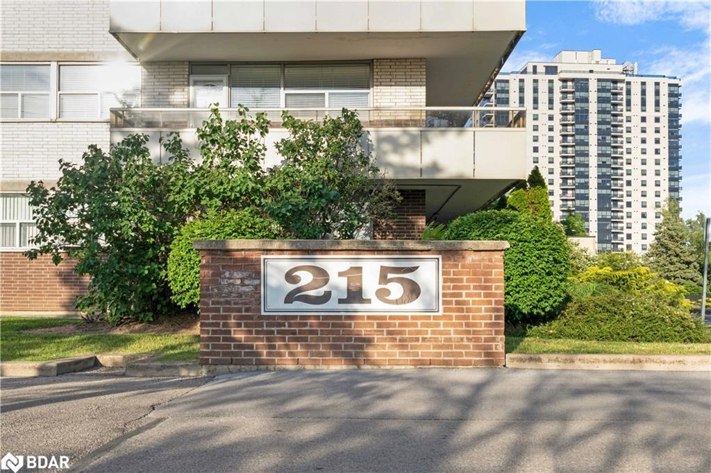 1204-215 Glenridge Avenue, St. Catharines, ON - Outdoor