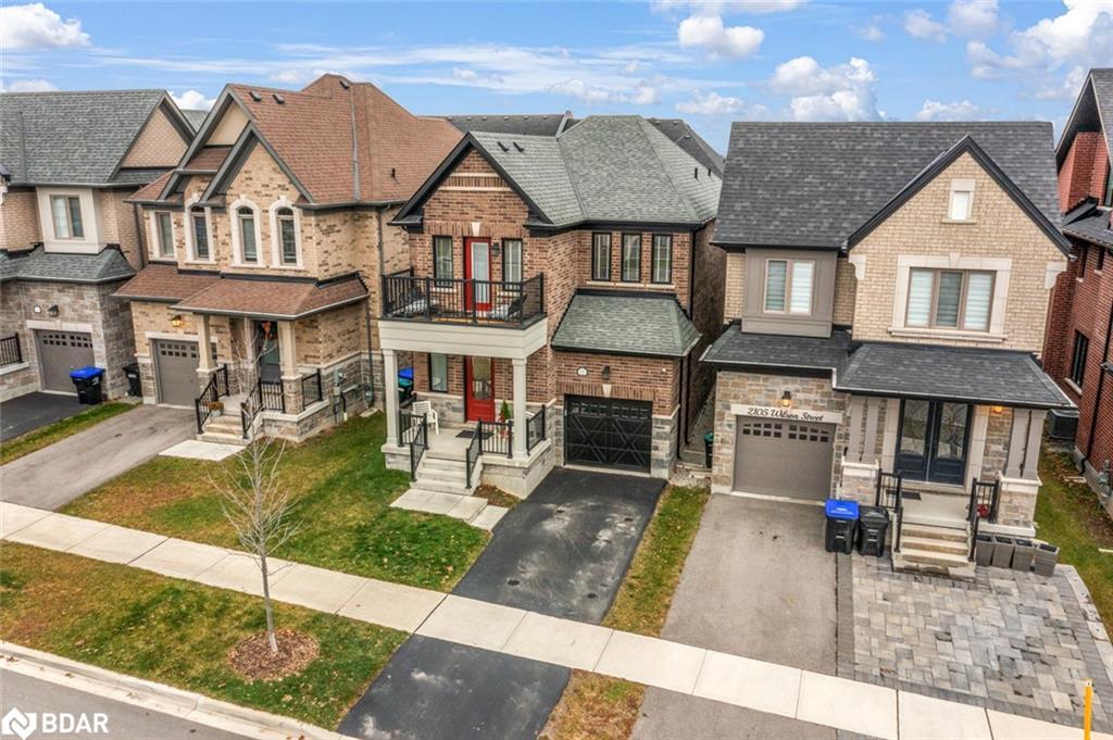 2107 Wilson Street, Innisfil, ON - Outdoor With Facade