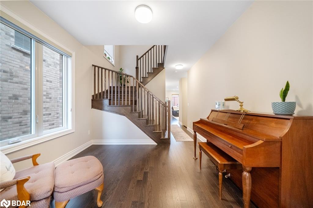 2107 Wilson Street, Innisfil, ON - Indoor Photo Showing Other Room