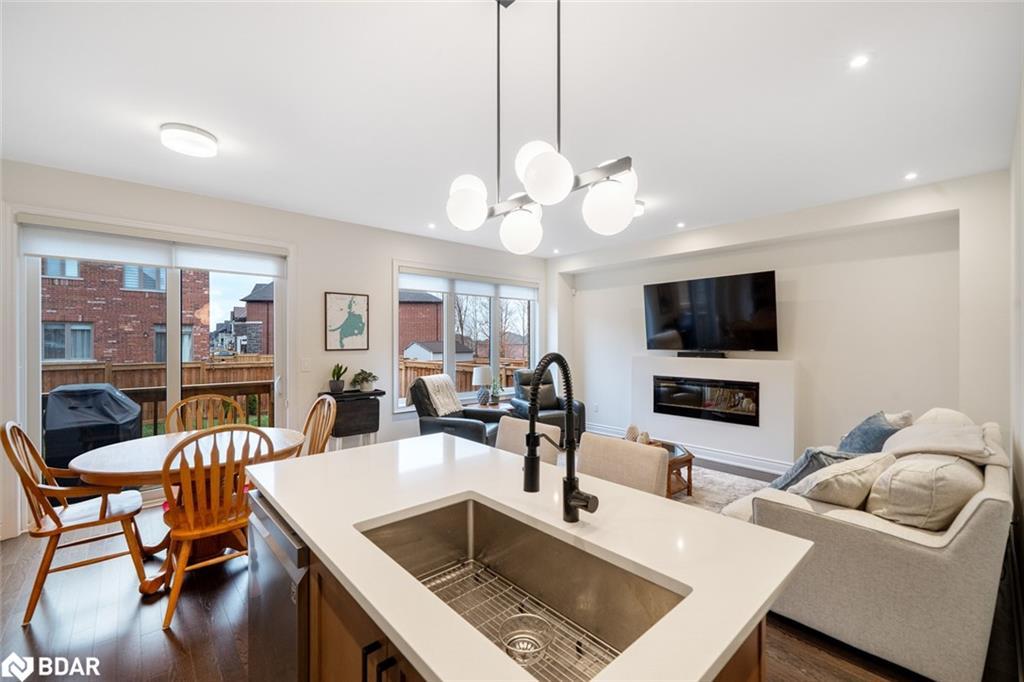 2107 Wilson Street, Innisfil, ON - Indoor With Fireplace