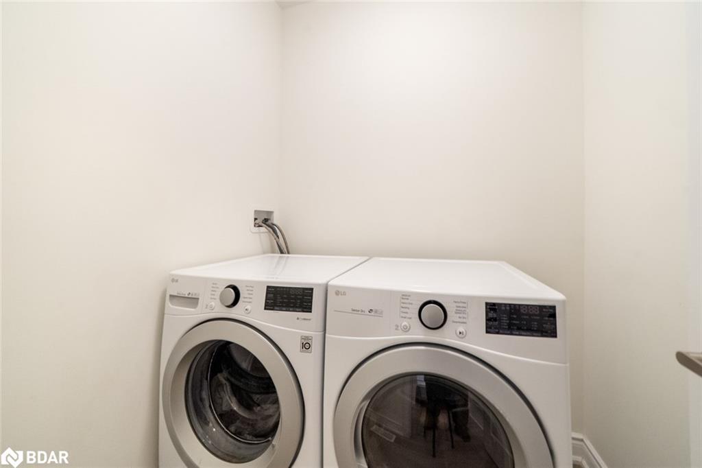 2107 Wilson Street, Innisfil, ON - Indoor Photo Showing Laundry Room