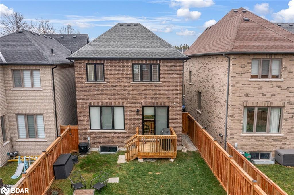 2107 Wilson Street, Innisfil, ON - Outdoor