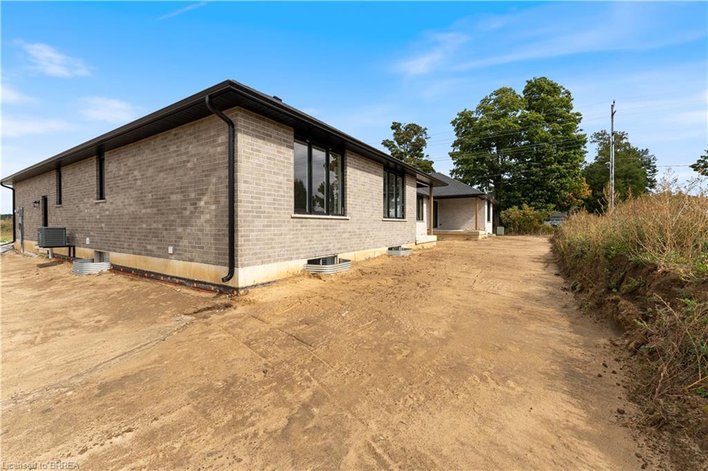 107 Judd Drive, Simcoe, ON - Outdoor With Exterior