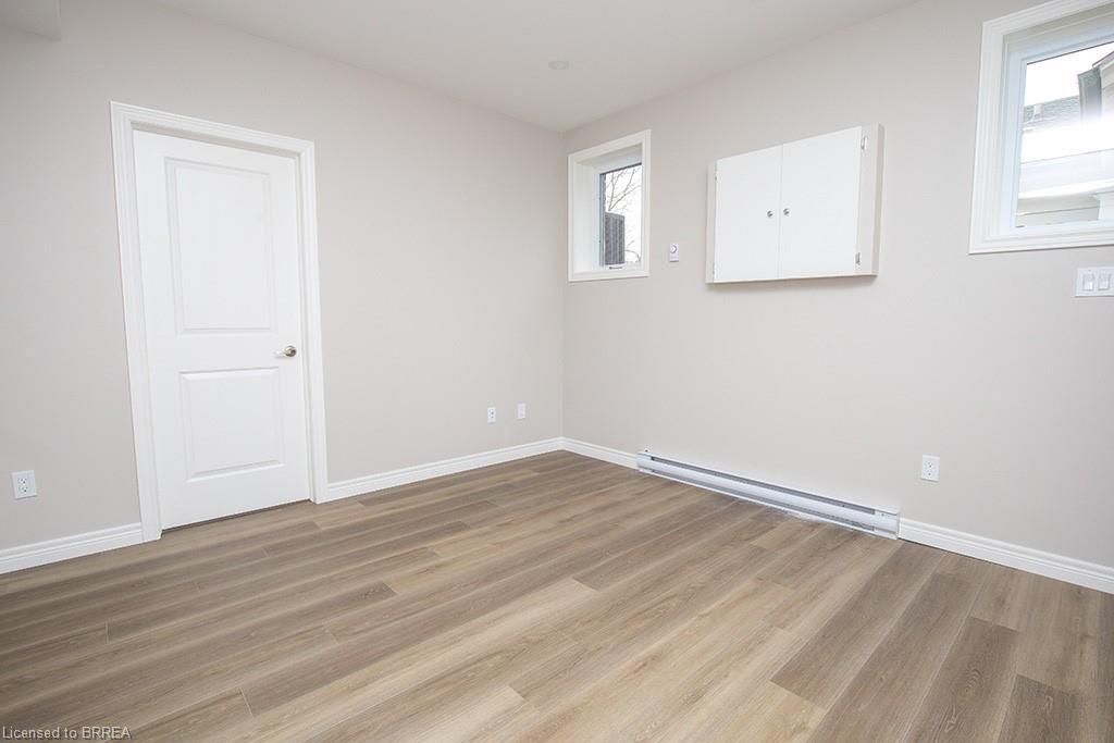 355 Wellington Street, Brantford, ON - Indoor Photo Showing Other Room