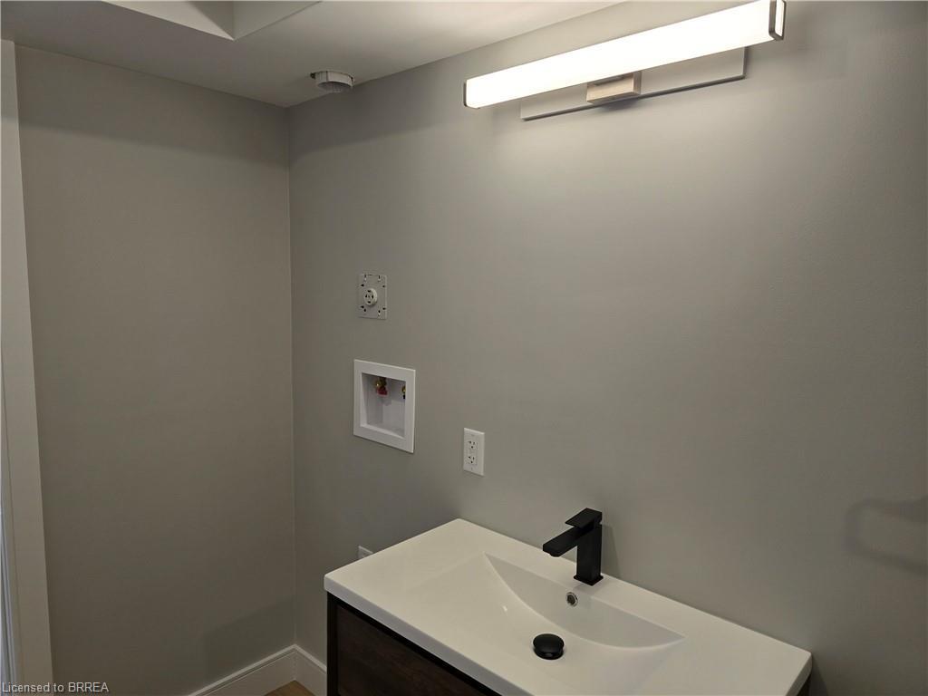 241 Darling Street, Brantford, ON