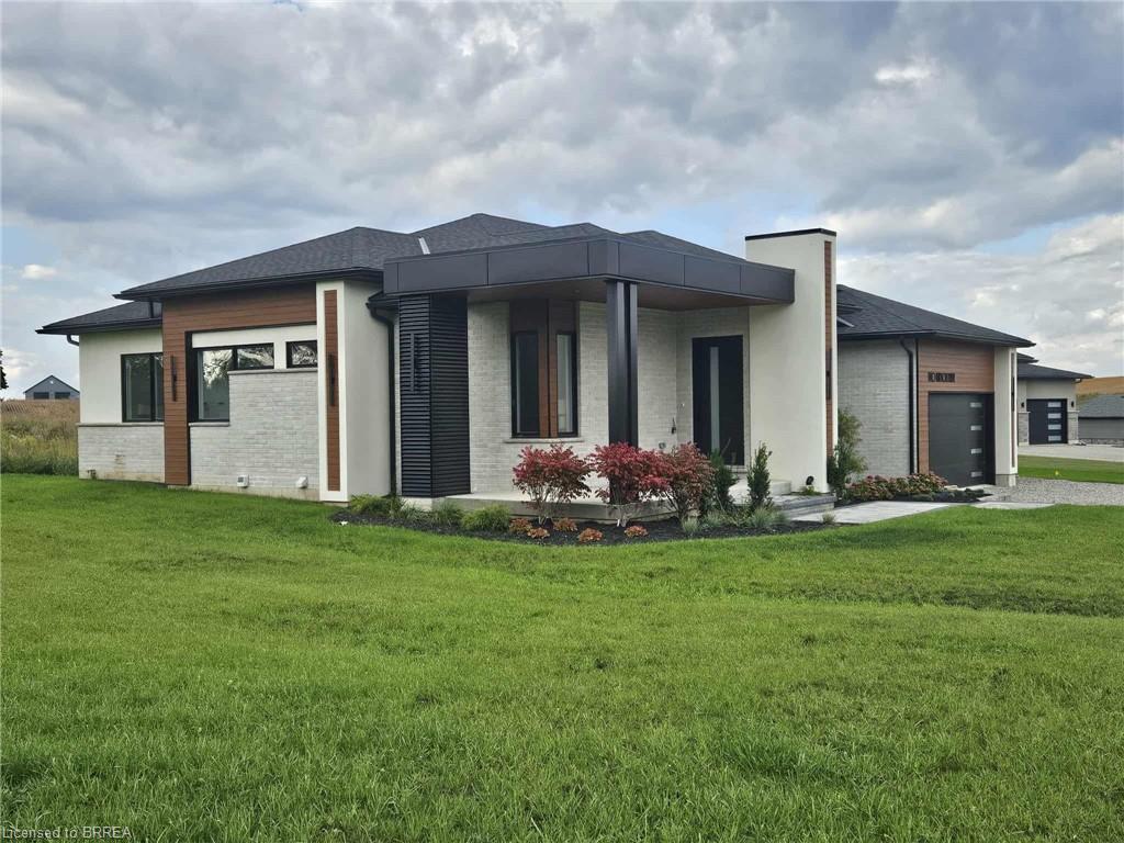 2 Hudson Drive, Brantford, ON - Outdoor