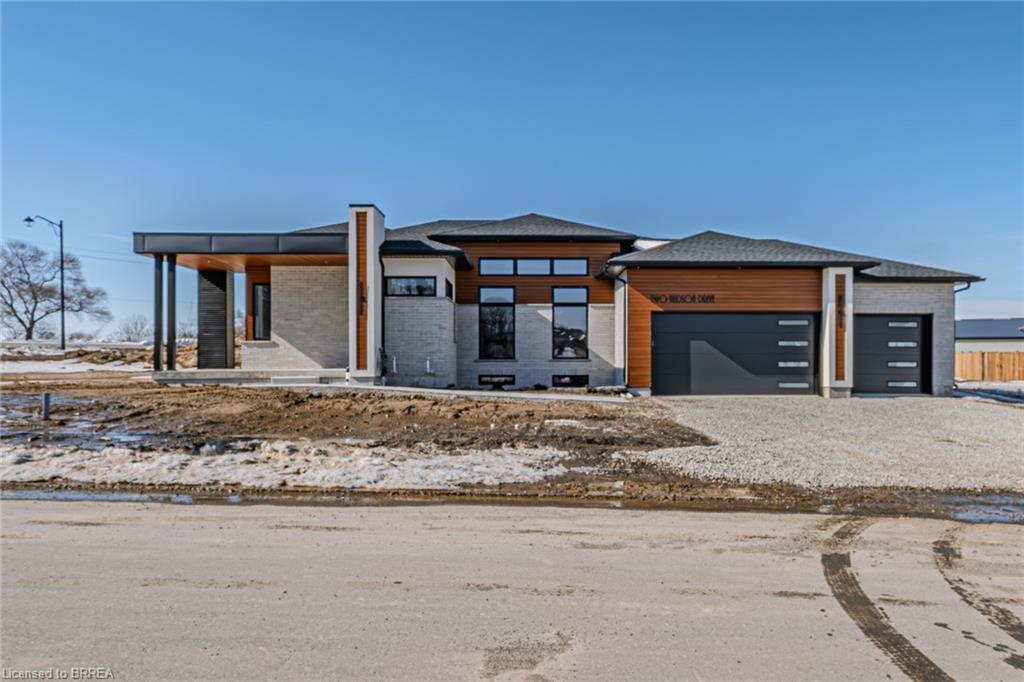 2 Hudson Drive, Brantford, ON - Outdoor