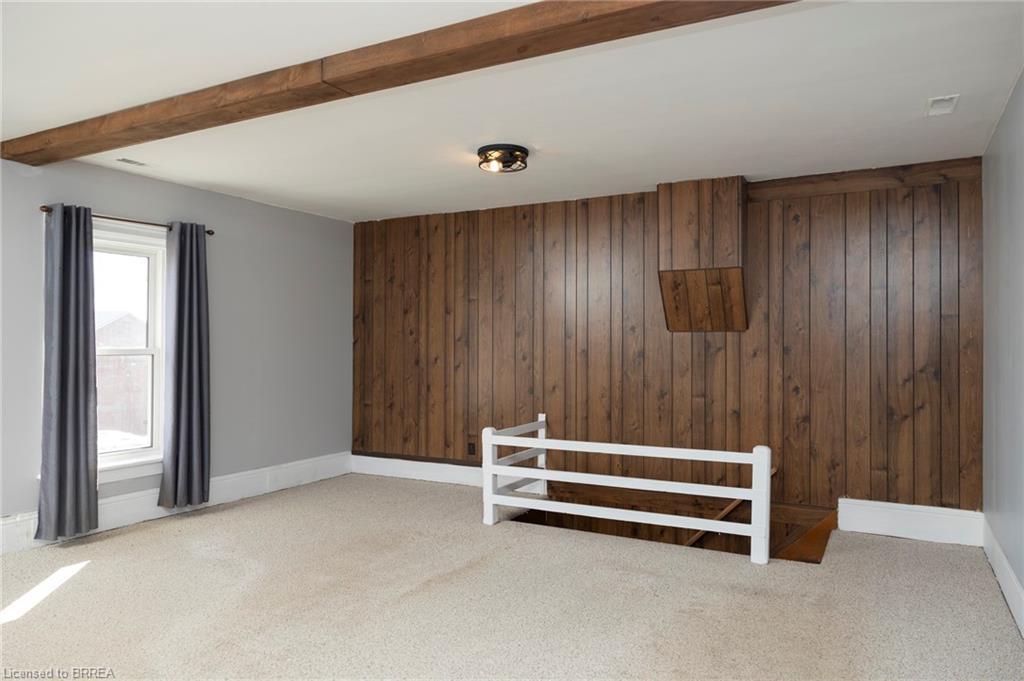 1746 Windham Road 2, Scotland, ON - Indoor Photo Showing Other Room