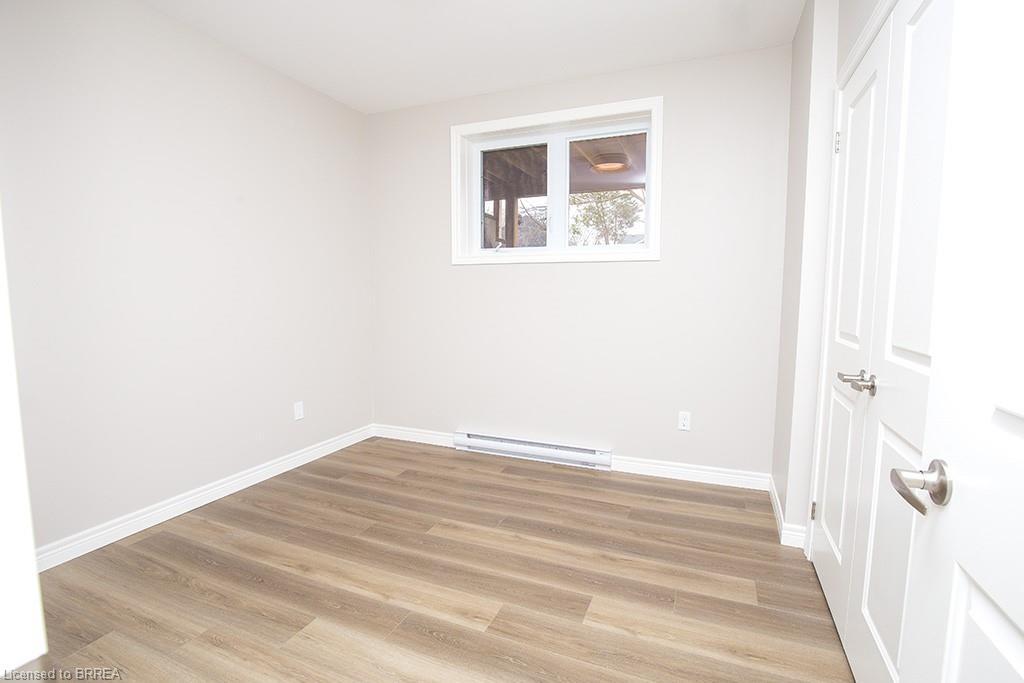355 Wellington Street, Brantford, ON - Indoor Photo Showing Other Room