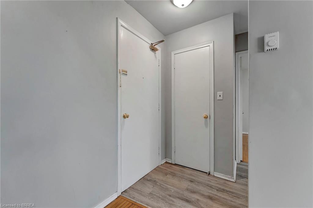 16 East Avenue, Brantford, ON