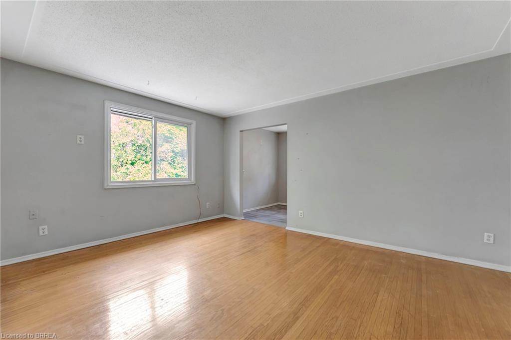 16 East Avenue, Brantford, ON