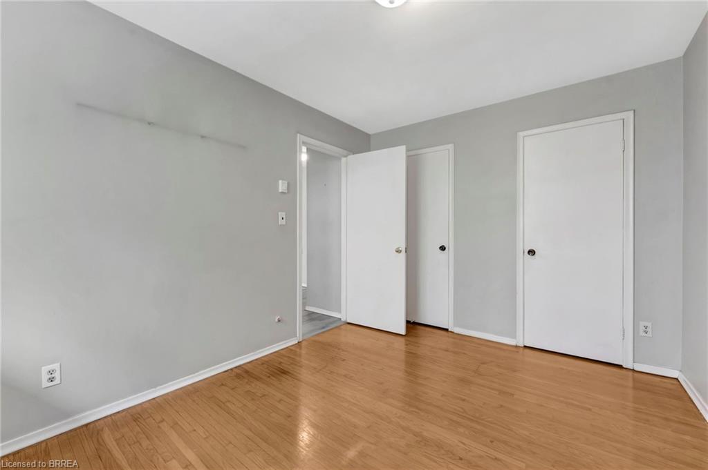 16 East Avenue, Brantford, ON