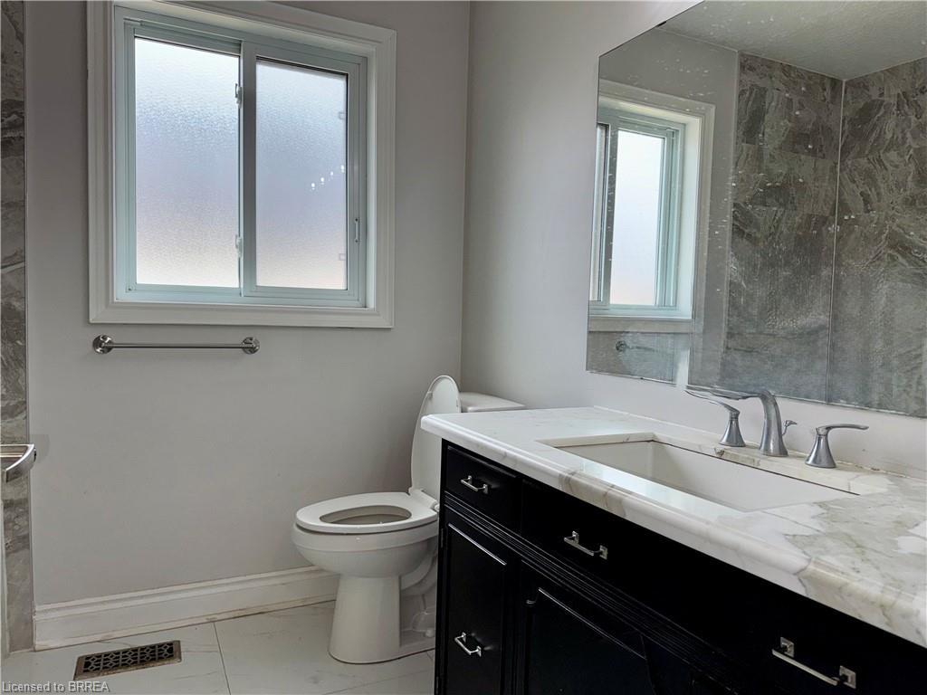 687 Spitfire Street, Woodstock, ON - Indoor Photo Showing Bathroom