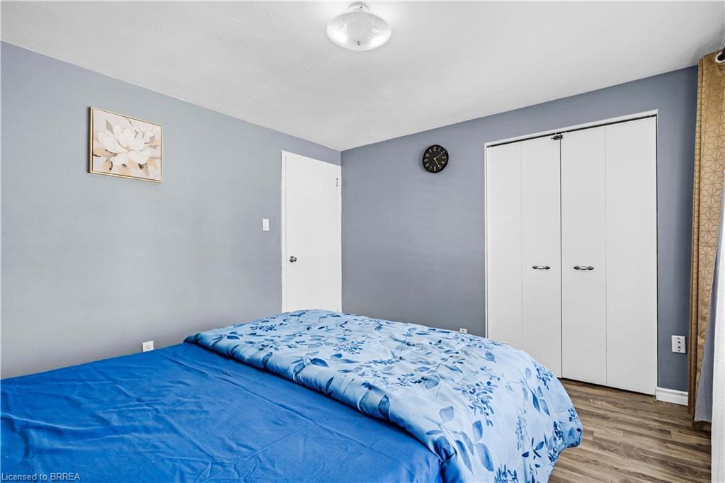 53-273 Elgin Street, Brantford, ON - Indoor Photo Showing Bedroom