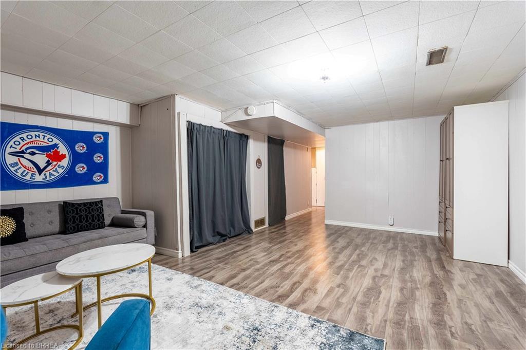 53-273 Elgin Street, Brantford, ON - Indoor