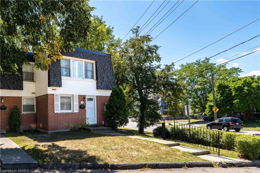 53-273 Elgin Street, Brantford, ON - Outdoor