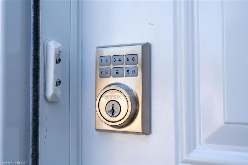 53-273 Elgin Street, Brantford, ON - Indoor