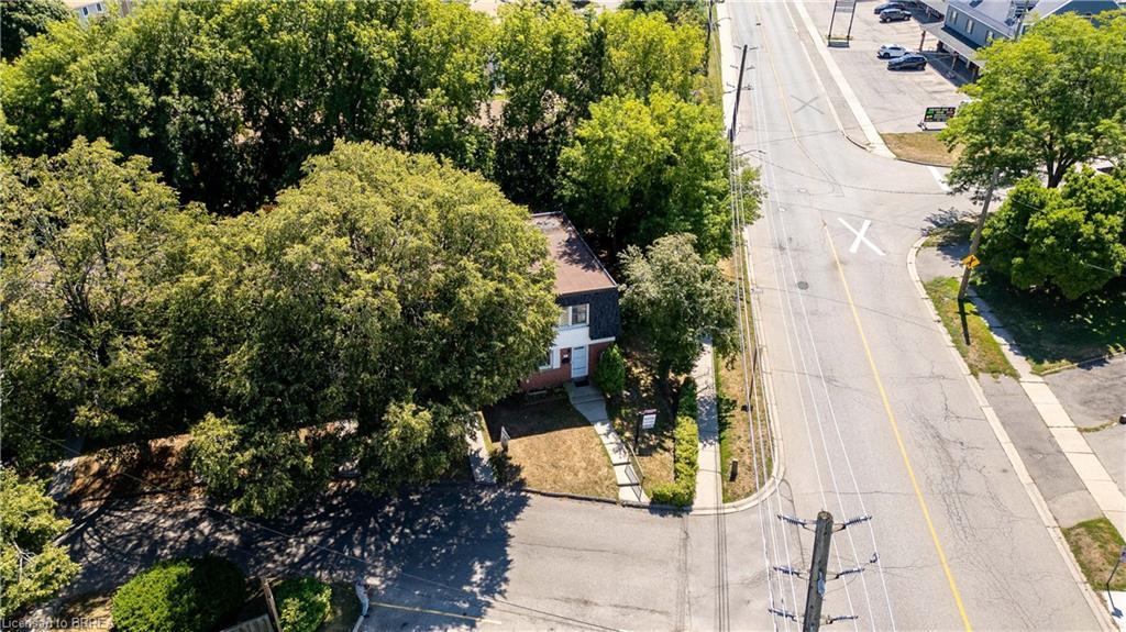 53-273 Elgin Street, Brantford, ON - Outdoor