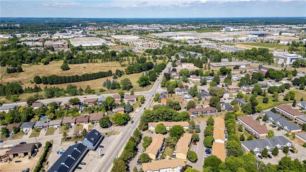 53-273 Elgin Street, Brantford, ON - Outdoor With View