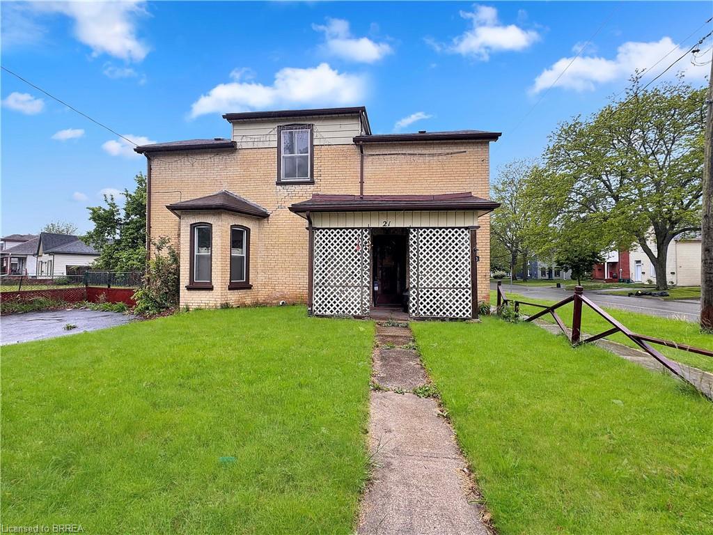 21 Ontario Street, Brantford, ON - Outdoor