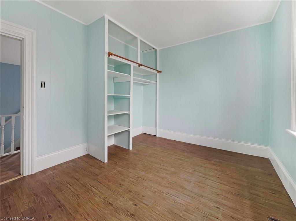 21 Ontario Street, Brantford, ON - Indoor Photo Showing Other Room