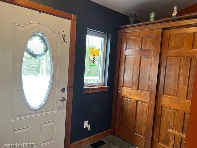 3302 Colin Street, Port Bruce, ON - Indoor Photo Showing Other Room