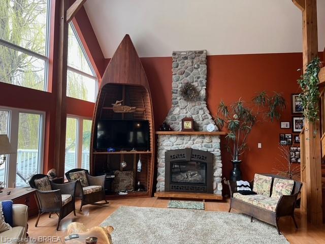 3302 Colin Street, Port Bruce, ON - Indoor Photo Showing Living Room With Fireplace