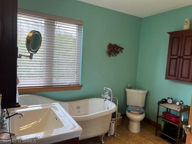 3302 Colin Street, Port Bruce, ON - Indoor Photo Showing Bathroom
