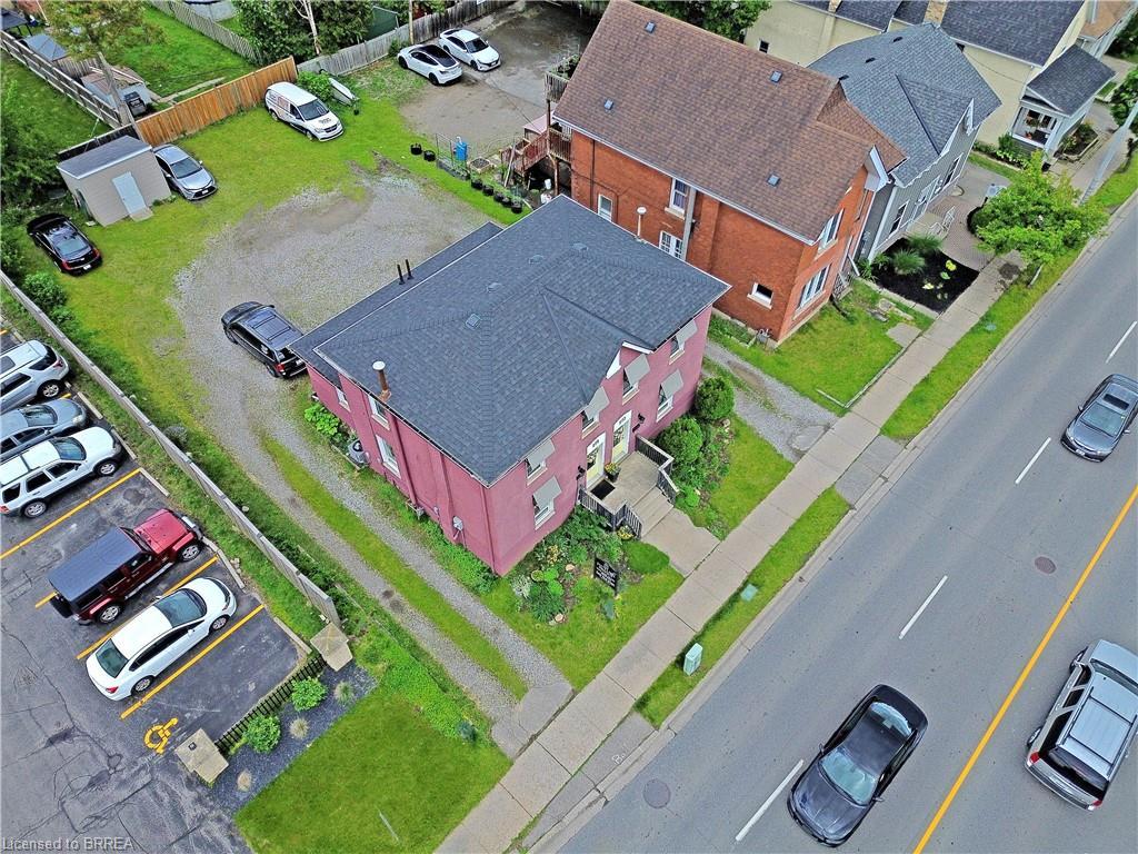 273-275 Brant Avenue, Brantford, ON - With View
