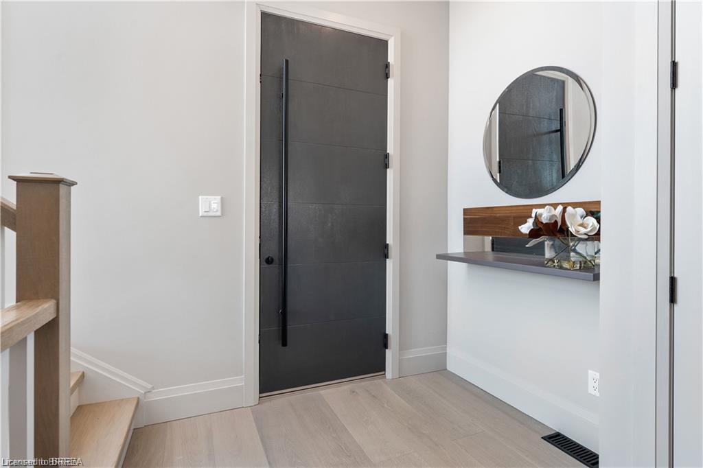 159 Parkside Drive, Brantford, ON - Indoor Photo Showing Other Room